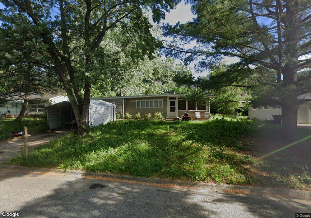 2031 SW Tara Ave, Topeka, KS 66611 - photo 1