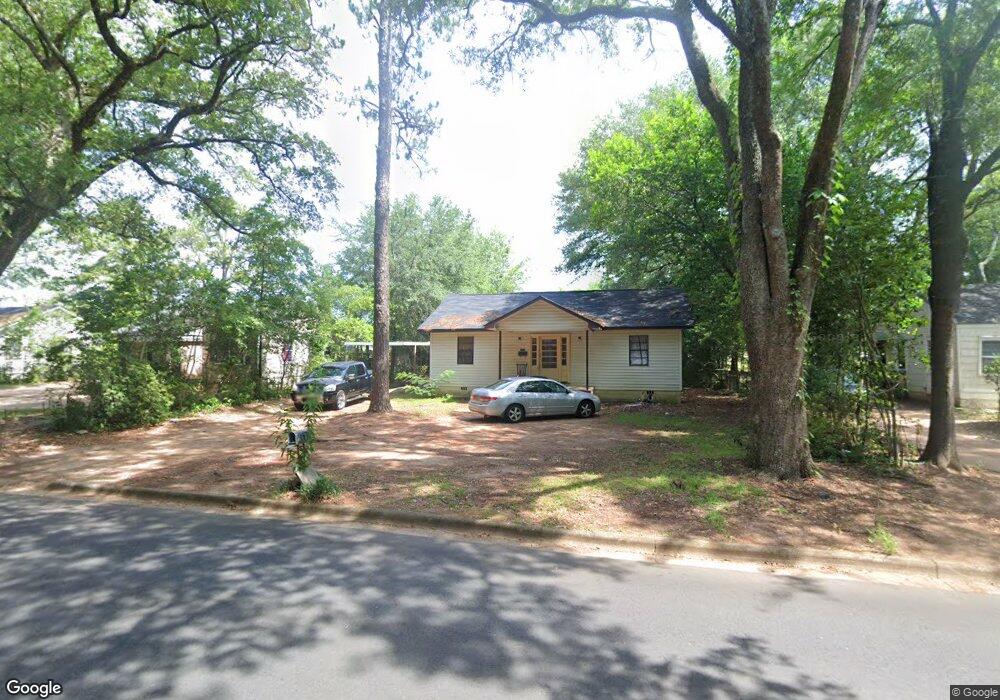 1409 Highland Ave, Albany, GA 31707 - photo 1