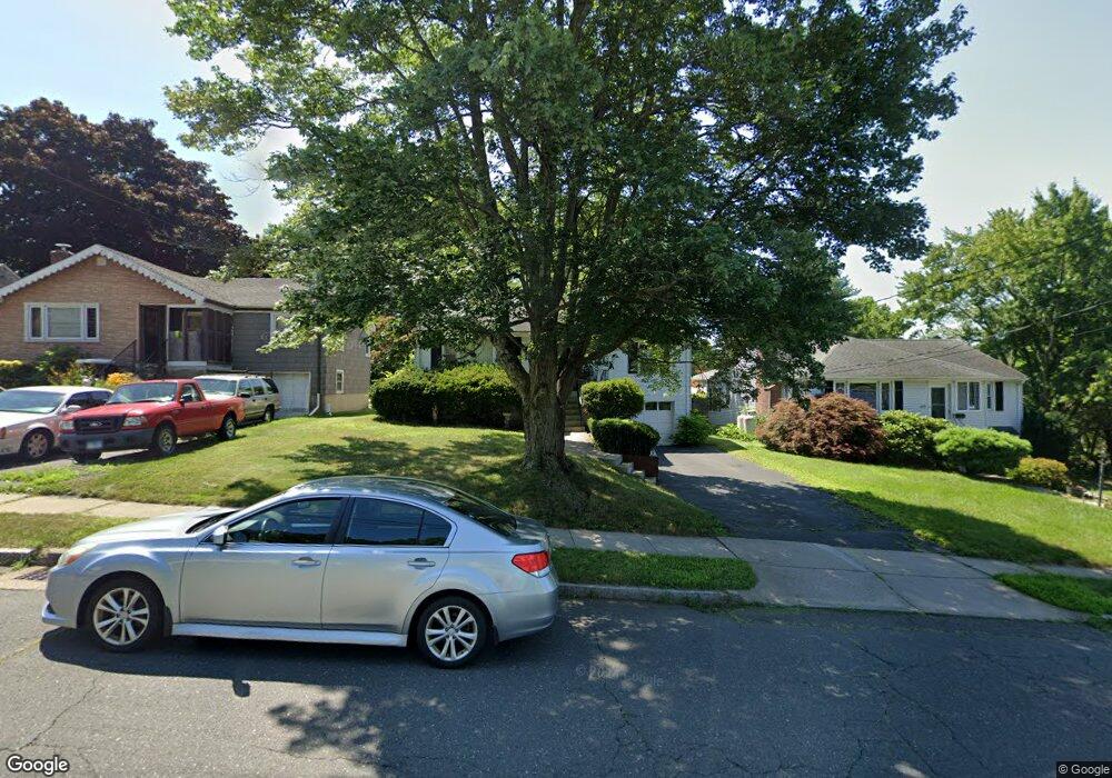 65 Jackson Ave, West Hartford, CT 06110 - photo 1