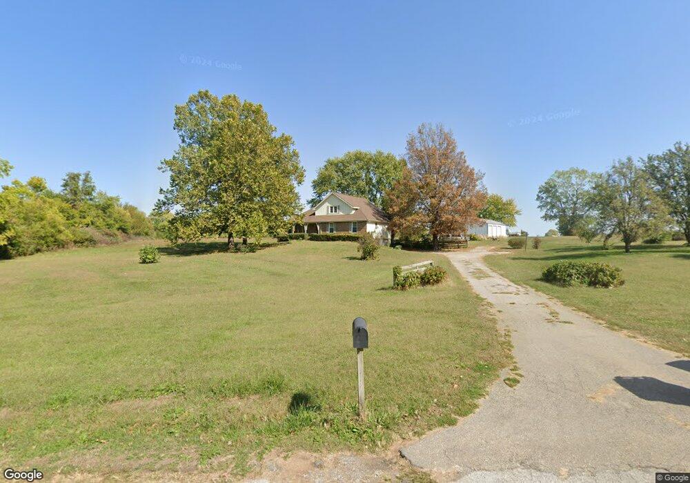 901 Wesley Cir, Raymore, MO 64083 - photo 1