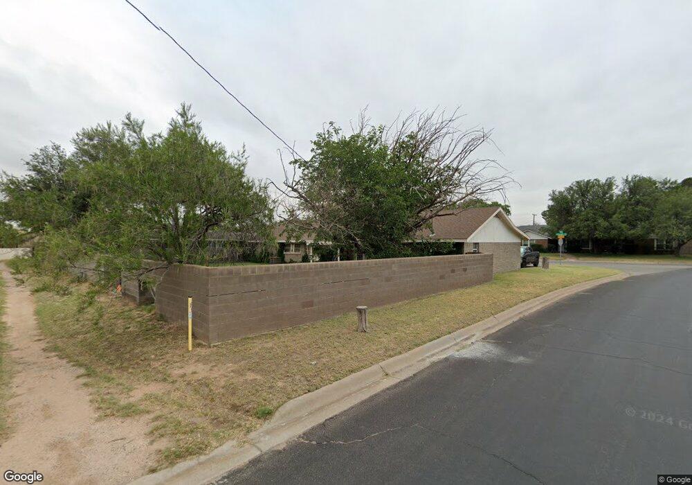 1502 W Pecan Ave, Midland, TX 79705 - photo 1