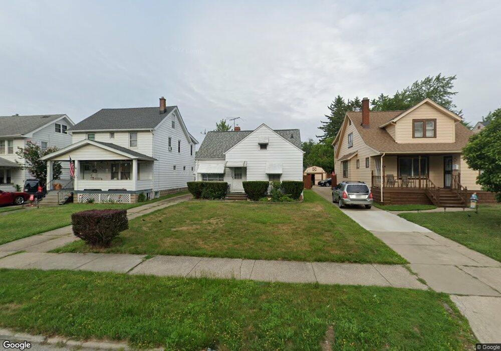 5144 Clement Ave, Maple Heights, OH 44137 - photo 1