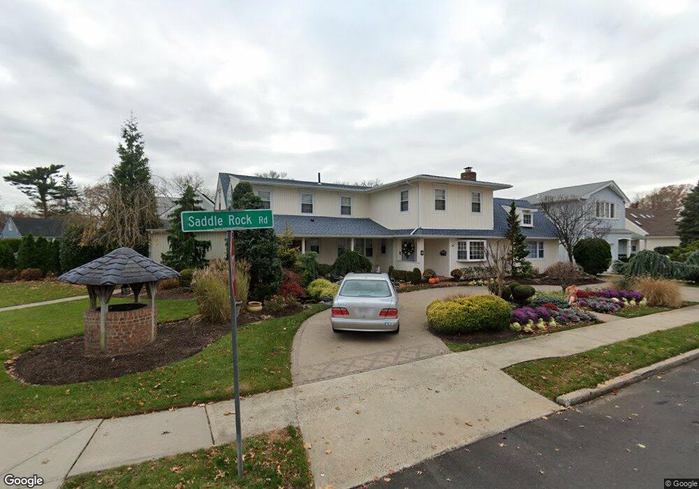 2 Saddle Rock Rd, Valley Stream, NY 11581 - photo 1