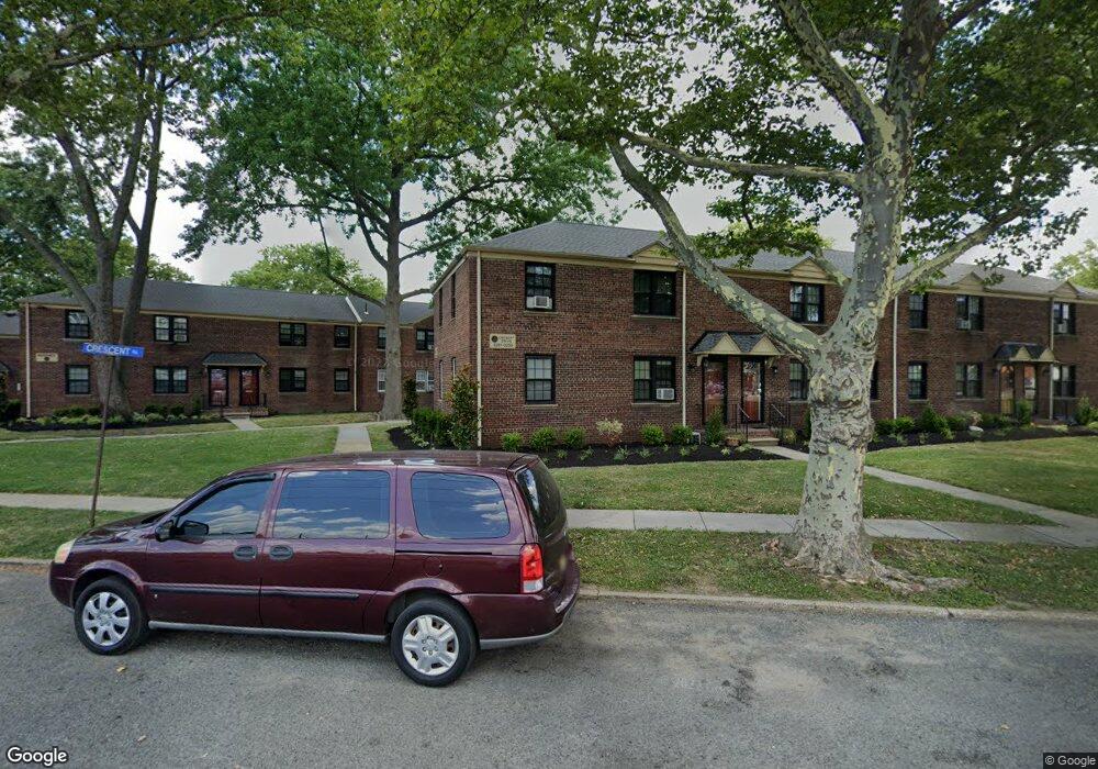 3255 Crescent Dr, Camden, NJ 08104 - photo 1