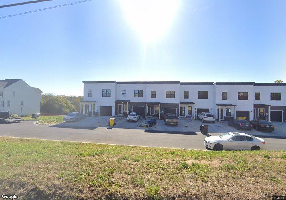 21 Dow St, Bunker Hill, WV 25413 - photo 1