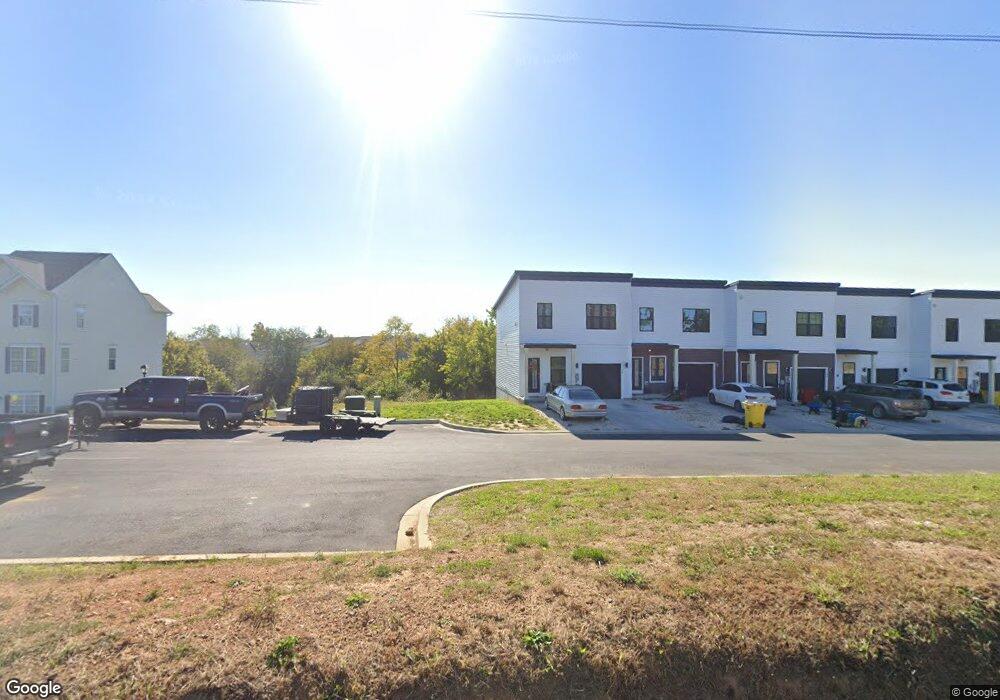 13 Dow St, Bunker Hill, WV 25413 - photo 1