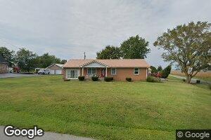 18 Russell St, Clay, KY 42404