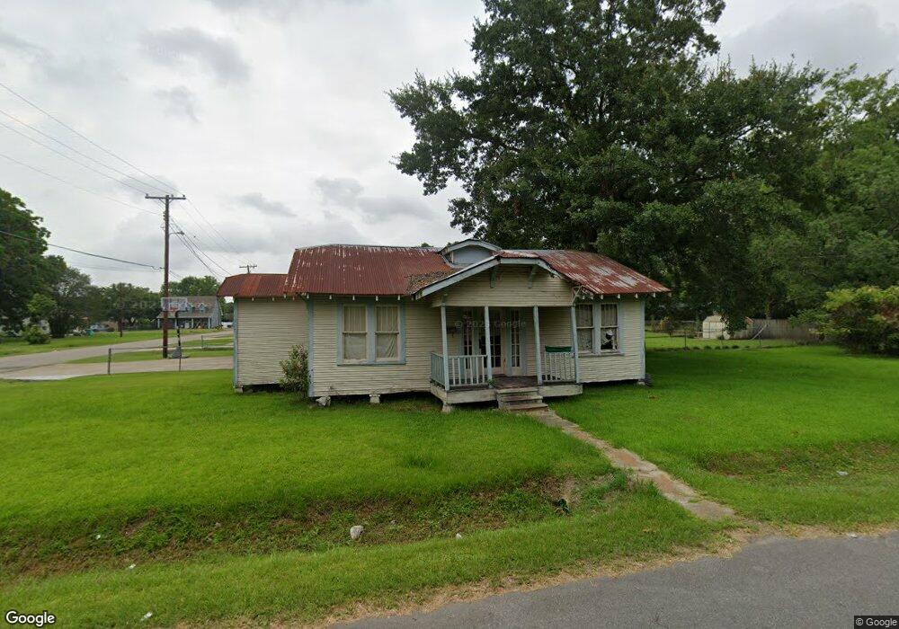420 S Beulah St, Eunice, LA 70535 - photo 1