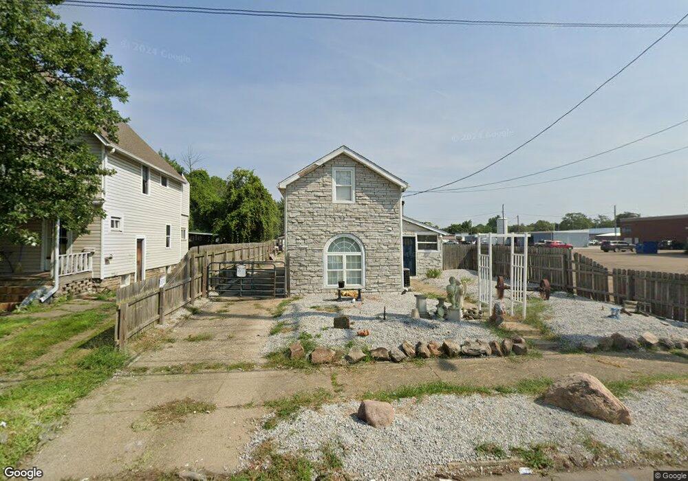 1241 3rd St SE, Canton, OH 44707 - photo 1