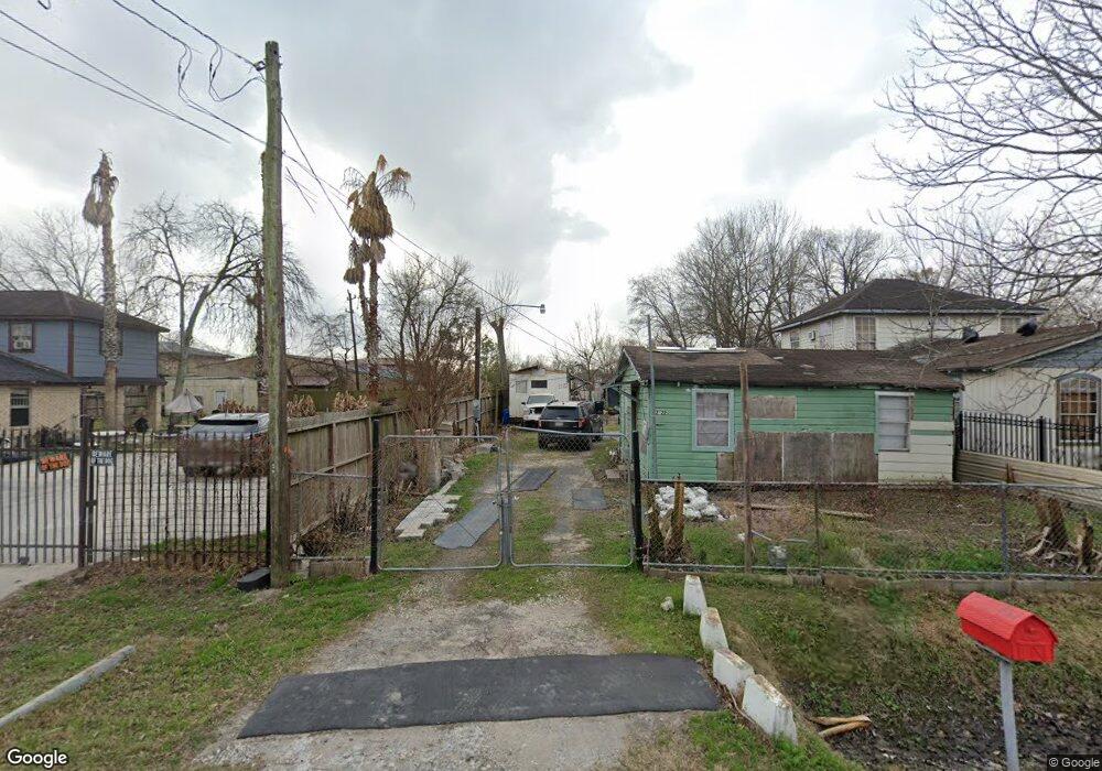 2122 Bertrand St, Houston, TX 77093 - photo 1