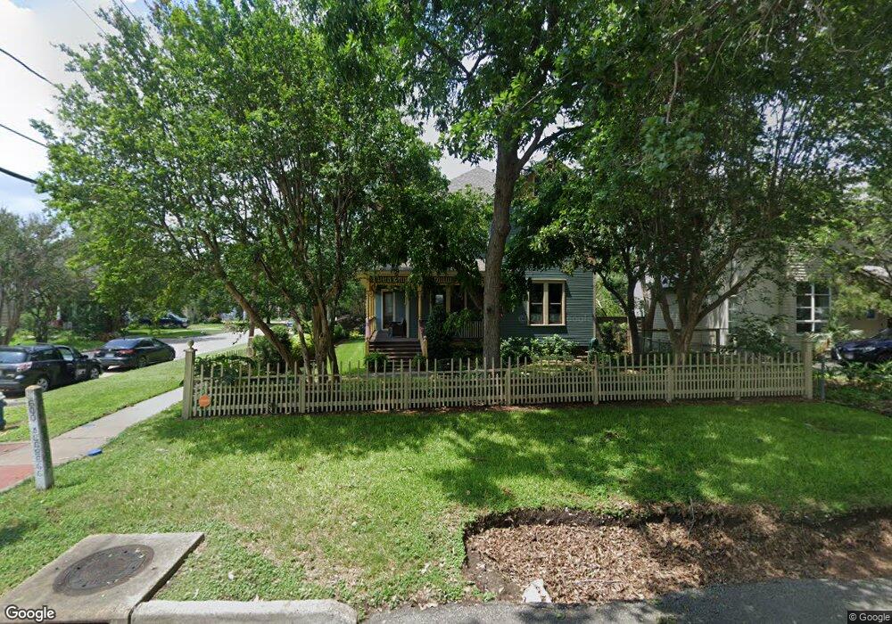 1436 Oxford St, Houston, TX 77008 - photo 1