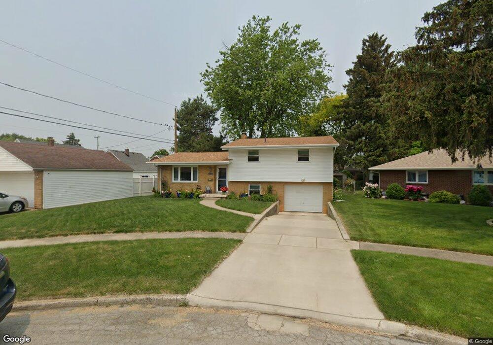 2515 Melva Ct, Toledo, OH 43611 - photo 1