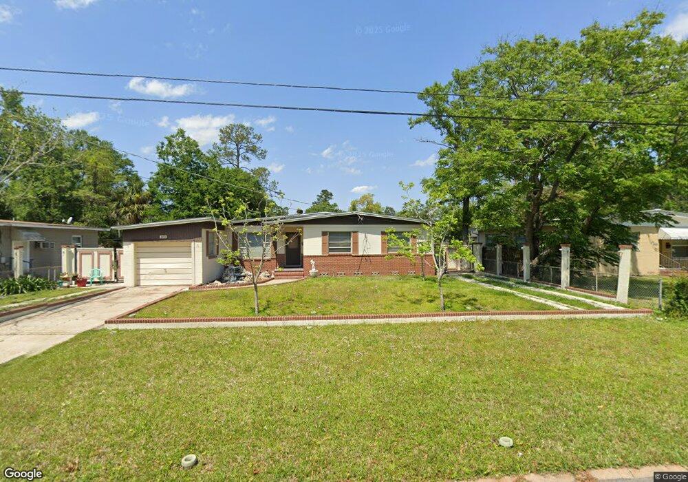 6433 Mitford Rd, Jacksonville, FL 32210 - photo 1