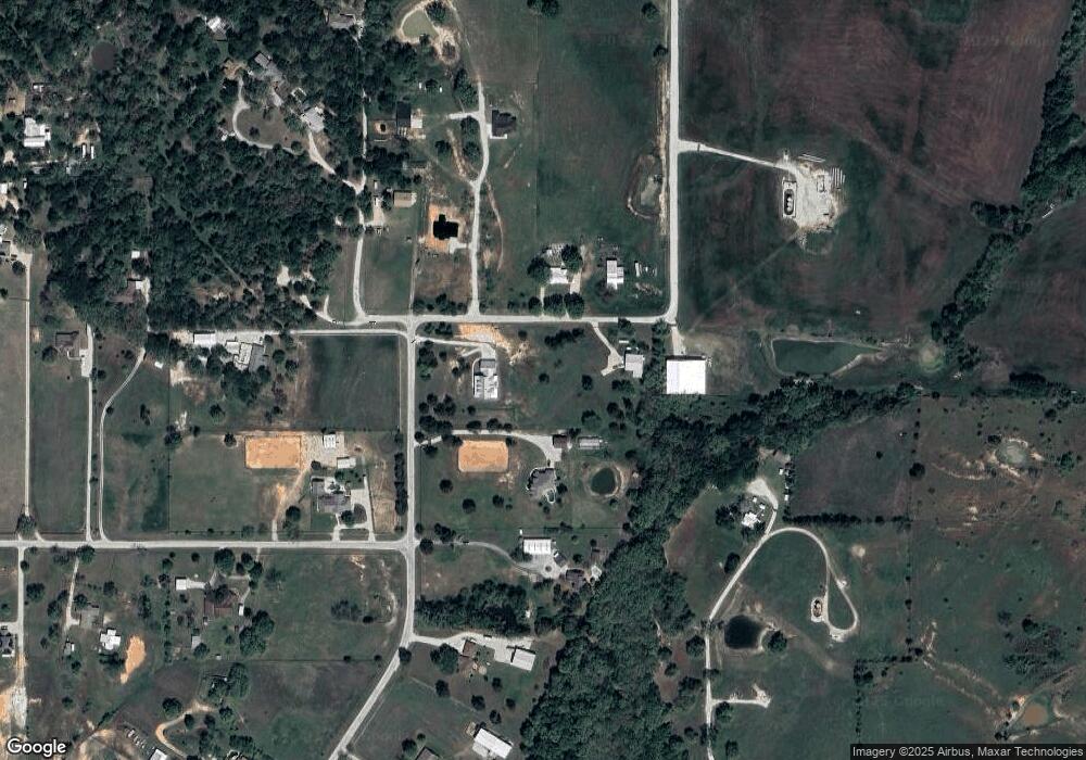 530 Hilltop Dr, Decatur, TX 76234 - photo 1