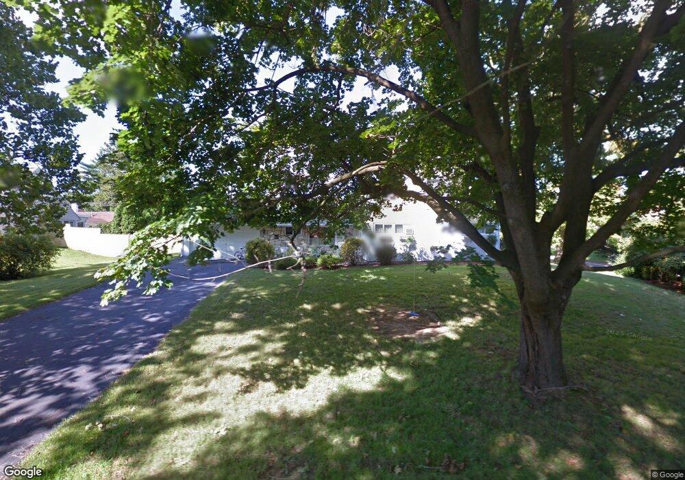 59 Sugarplum Rd, Levittown, PA 19056 - photo 1