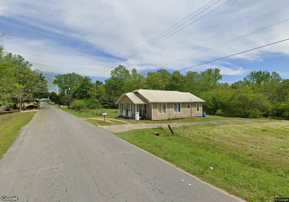 250 Carver Ave, Atmore, AL 36502 - photo 1