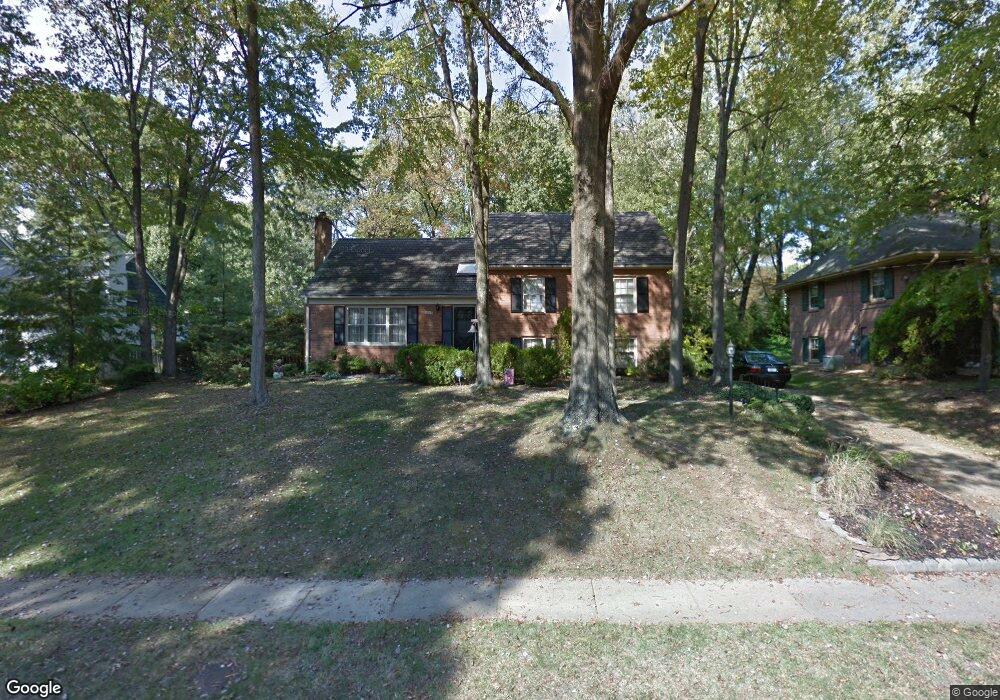 1002 Dalebrook Dr, Alexandria, VA 22308 - photo 1