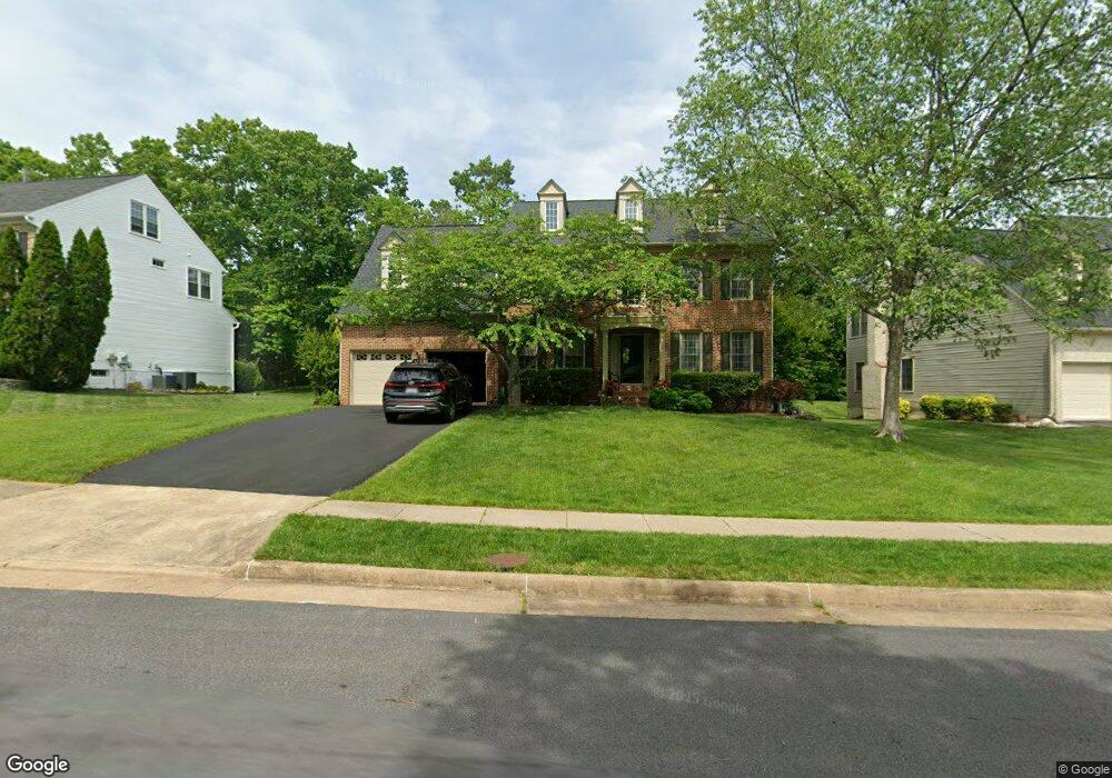 9620 Nuthatch Dr, Fairfax Station, VA 22039 - photo 1