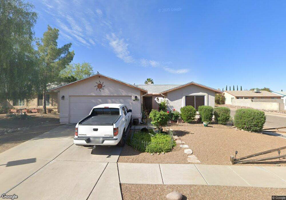 8798 E Squaw Peak Dr, Tucson, AZ 85730 - photo 1