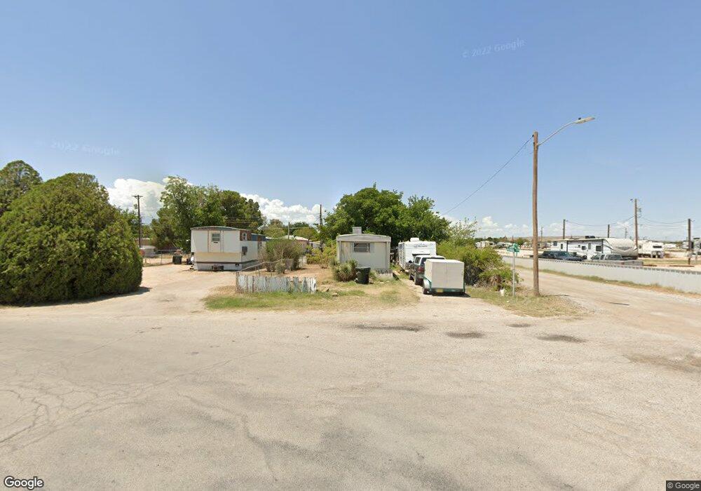 4401 Redbud St, Carlsbad, NM 88220 - photo 1