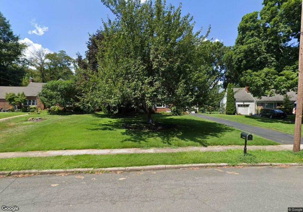 40 Hilltop Rd, Ewing, NJ 08638 - photo 1