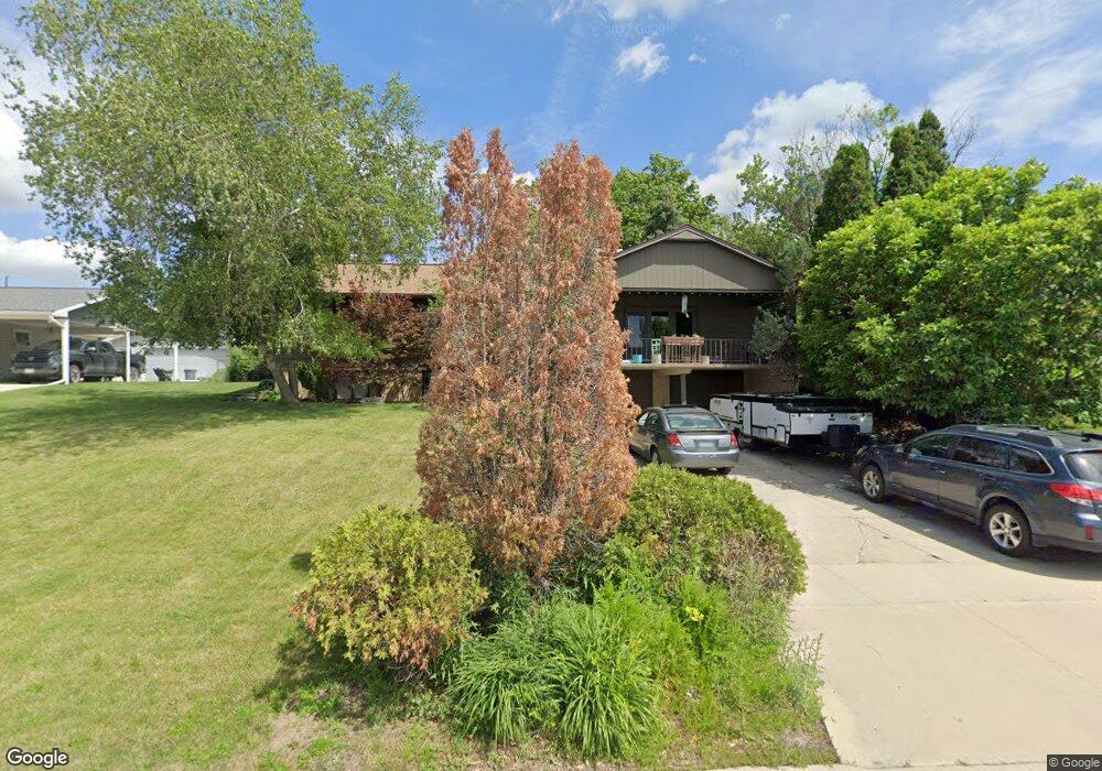 1609 W 19th St, Cedar Falls, IA 50613 - photo 1