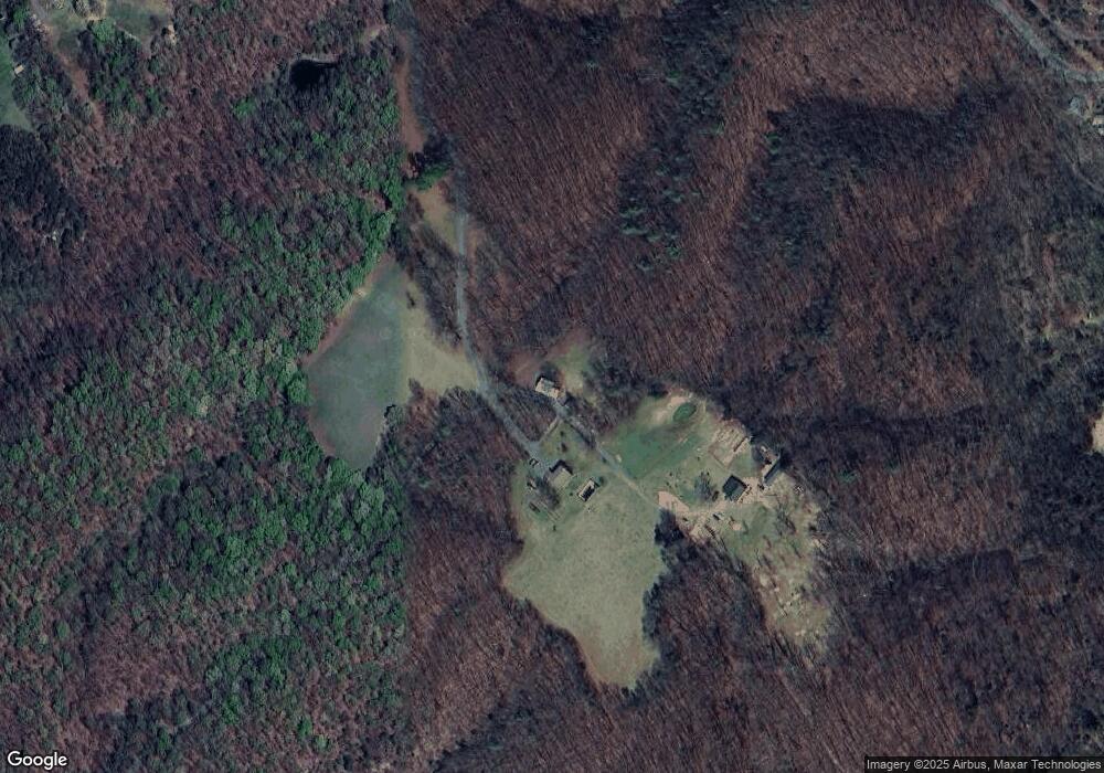 327 Deep Hollow Ln, Strasburg, VA 22657 - photo 1