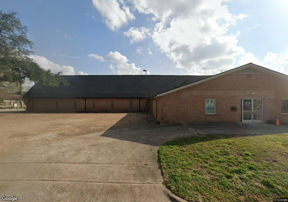 608 Aurora St, Houston, TX 77008 - photo 1