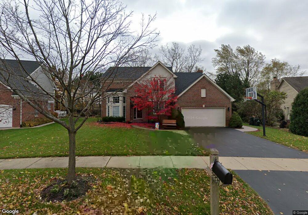 3331 Winchester Ln, Glenview, IL 60026 - photo 1