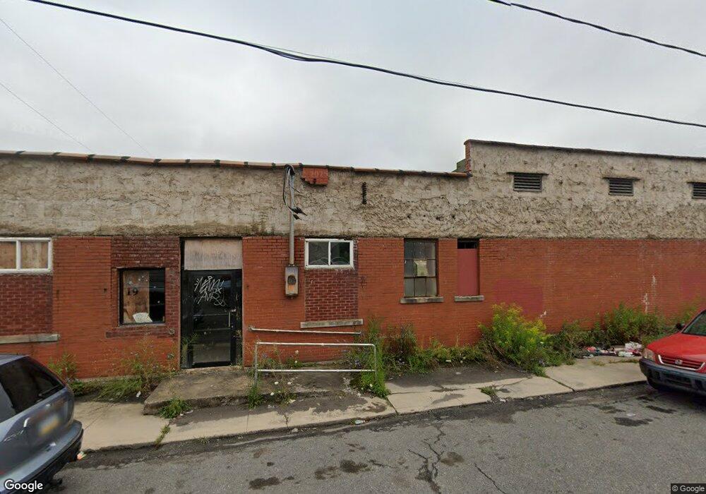 211 E Mine St, Hazleton, PA 18201 - photo 1