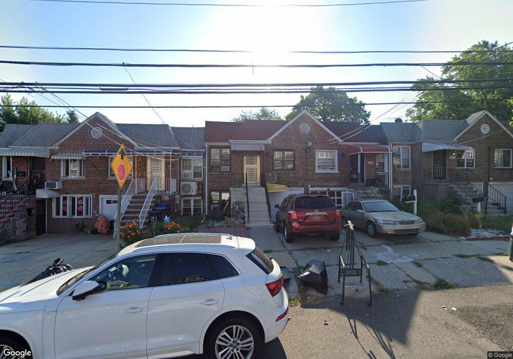 5923 163rd St, Fresh Meadows, NY 11365 - photo 1