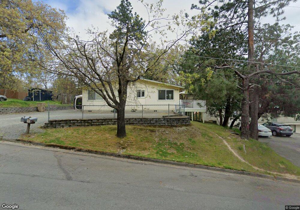 1014 NW D St, Grants Pass, OR 97526 - photo 1
