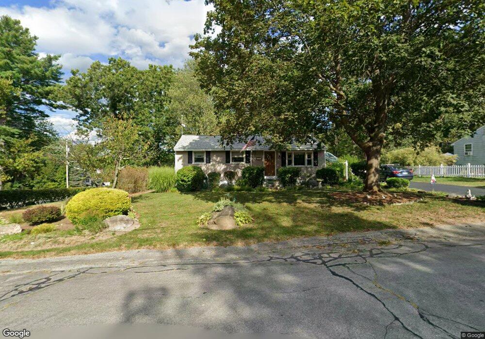 146 Ridgefield Dr, Milford, NH 03055 - photo 1