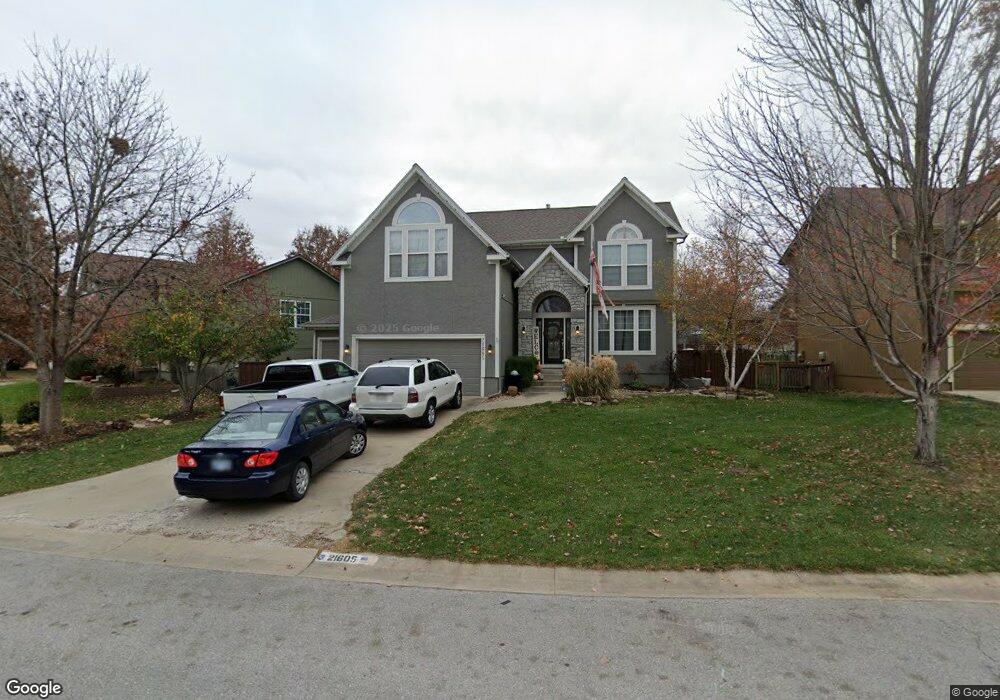 21605 W 61st St, Shawnee, KS 66218 - photo 1