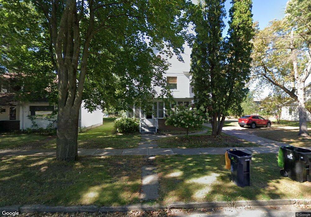 1315 7th St E unit 1, Menomonie, WI 54751 - photo 1