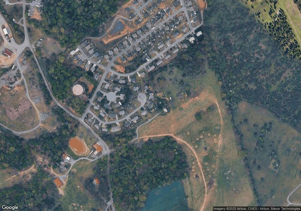 1830 Cobblestone Dr, Harrisonburg, VA 22801 - photo 1