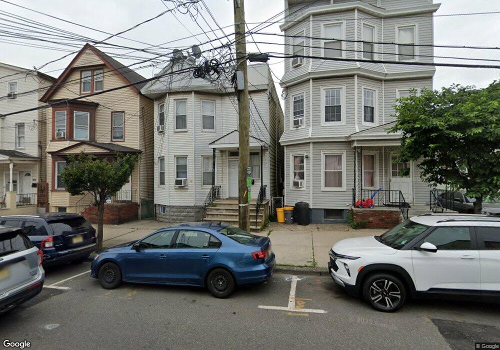 438 N 2nd St unit 1, East Newark, NJ 07029 - photo 1