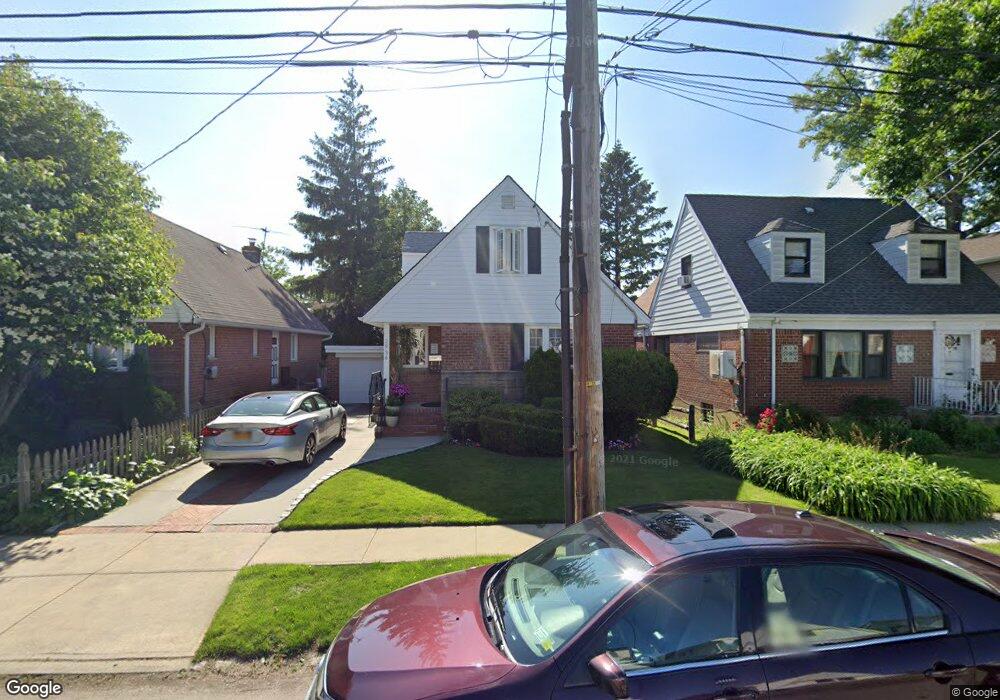 2936 165th St, Flushing, NY 11358 - photo 1