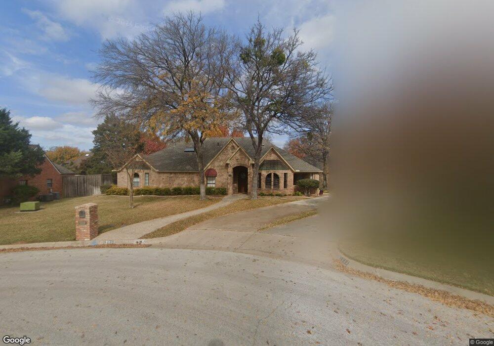 1113 Abbots Ln, Denton, TX 76205 - photo 1