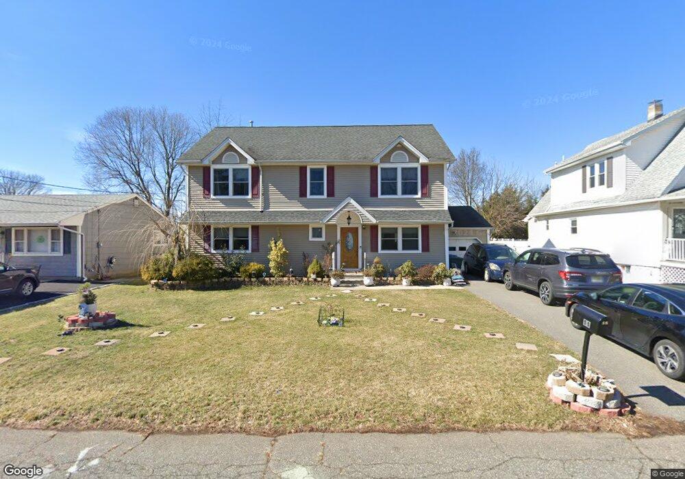 55 Alcoa Ave, Edison, NJ 08837 - photo 1