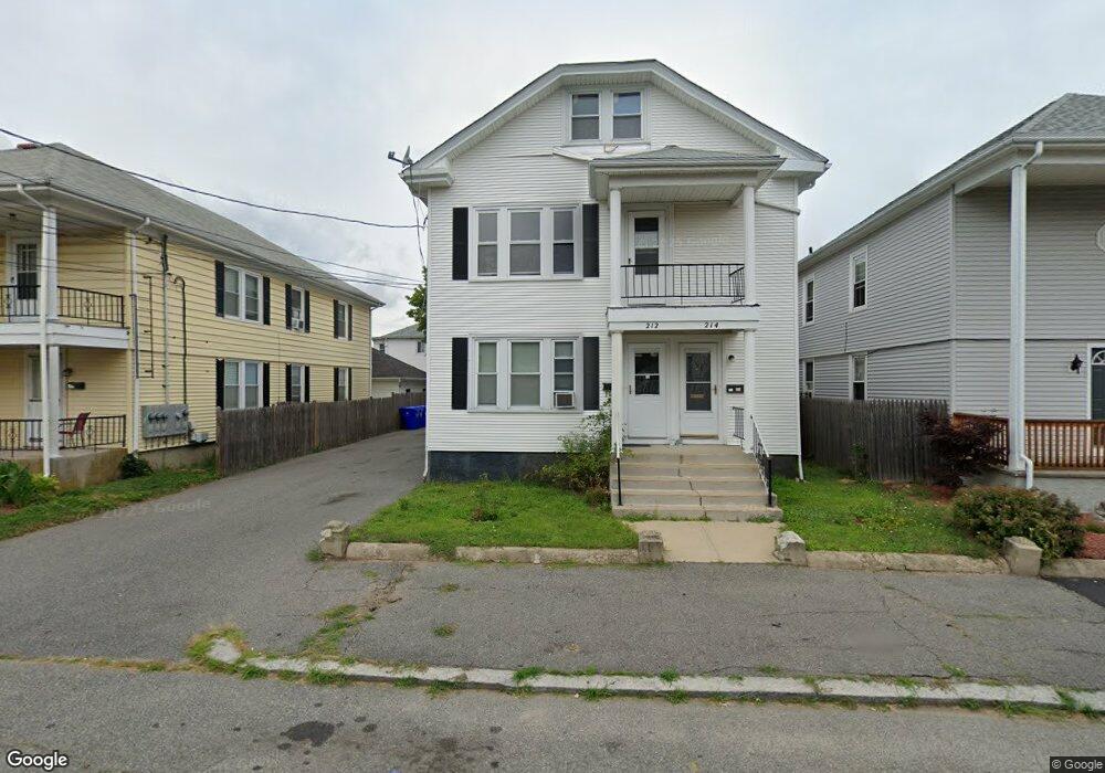 212 Norfolk Ave, Pawtucket, RI 02861 - photo 1