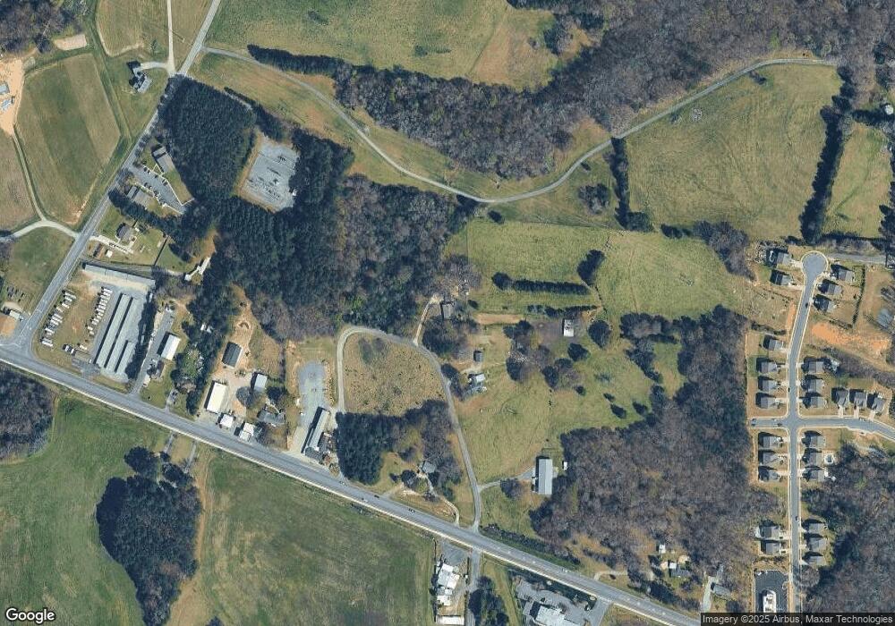 200 Pine Bark Cir, Clover, SC 29710 - photo 1