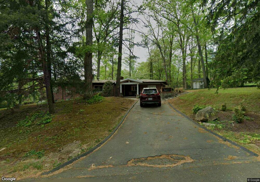 3516 Georges Ln, Falls Church, VA 22044 - photo 1