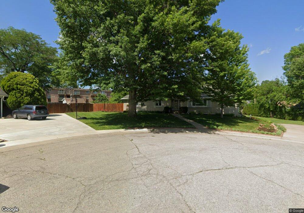 3200 SW MacVicar Ct, Topeka, KS 66611 - photo 1