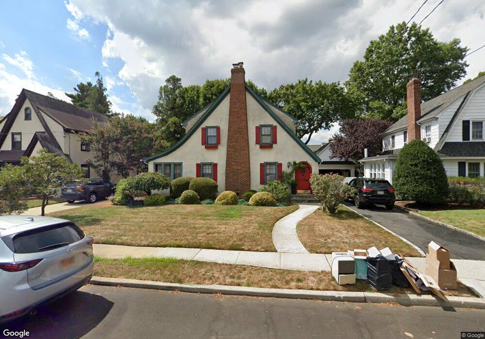 151 Buckingham Rd, West Hempstead, NY 11552 - photo 1