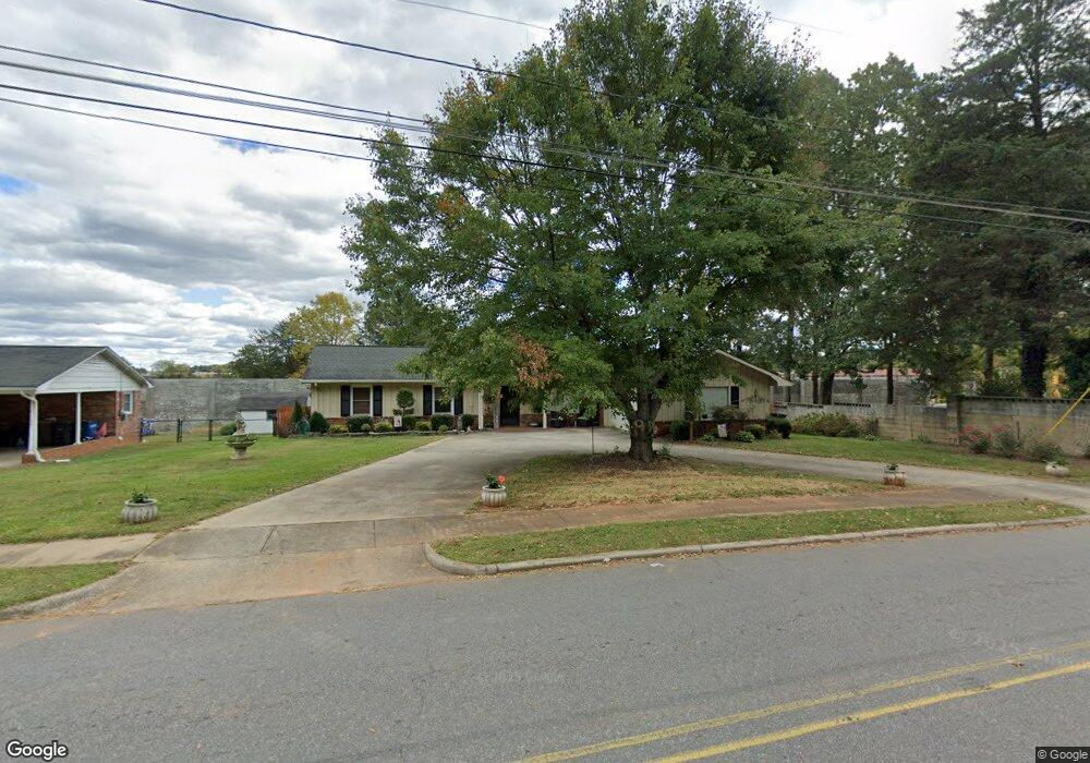 102 Knox St, Statesville, NC 28677 - photo 1