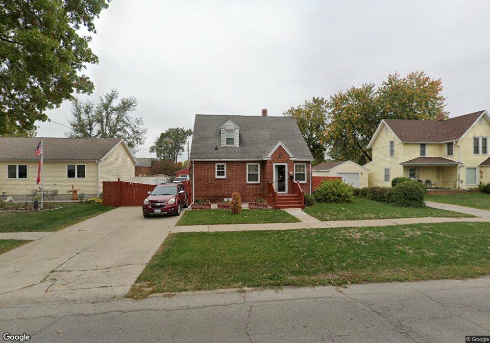 809 W 6th St S, Newton, IA 50208 - photo 1