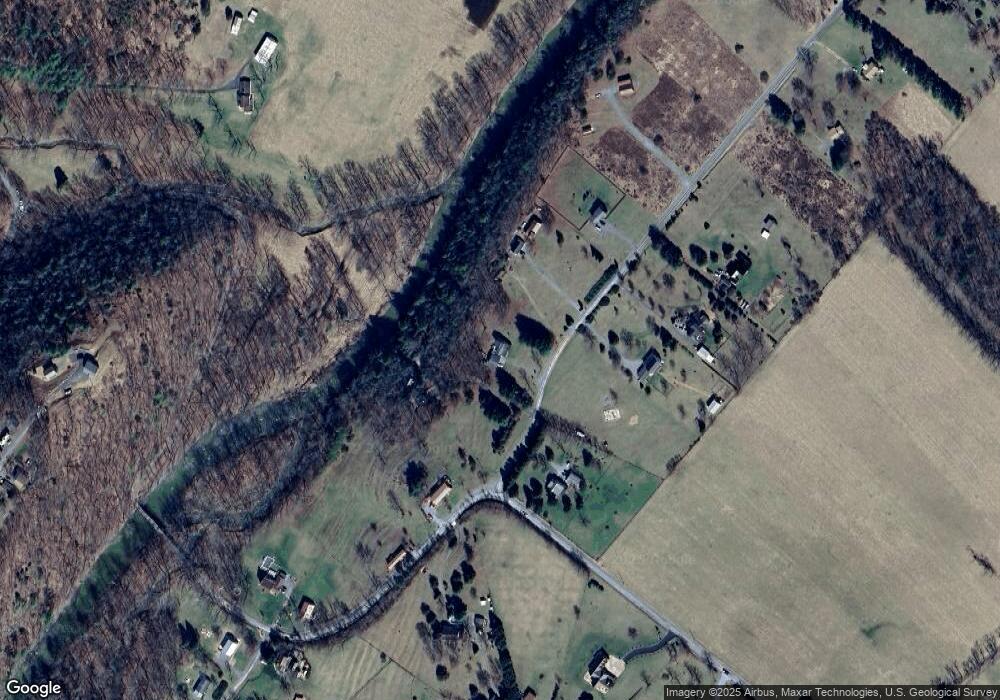 71 Foggy Bottom Ln, Berkeley Springs, WV 25411 - photo 1