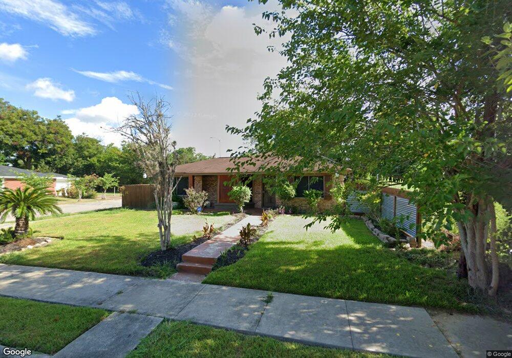 5003 Briscoe St, Houston, TX 77033 - photo 1