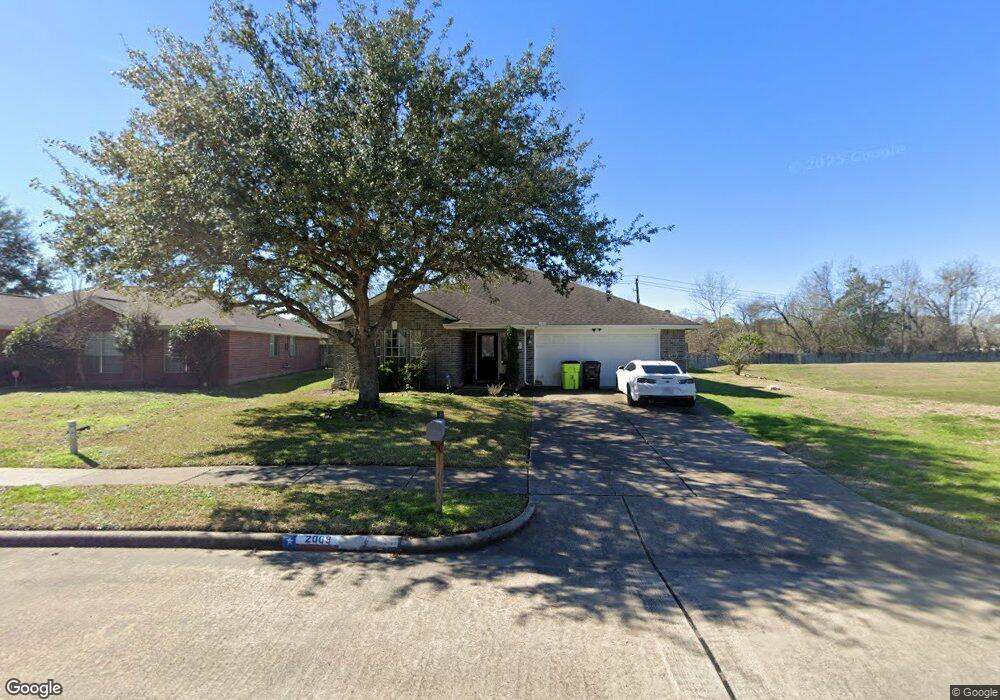 2009 Village Court Ln, Rosenberg, TX 77471 - photo 1